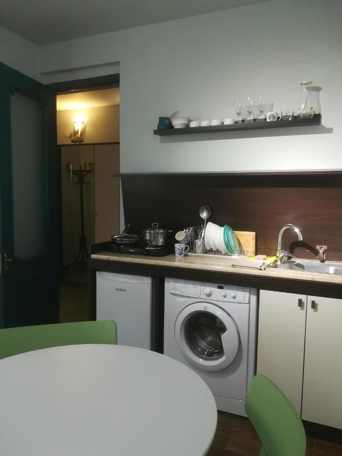 Davka Apartments บาทูมิ ภายนอก รูปภาพ