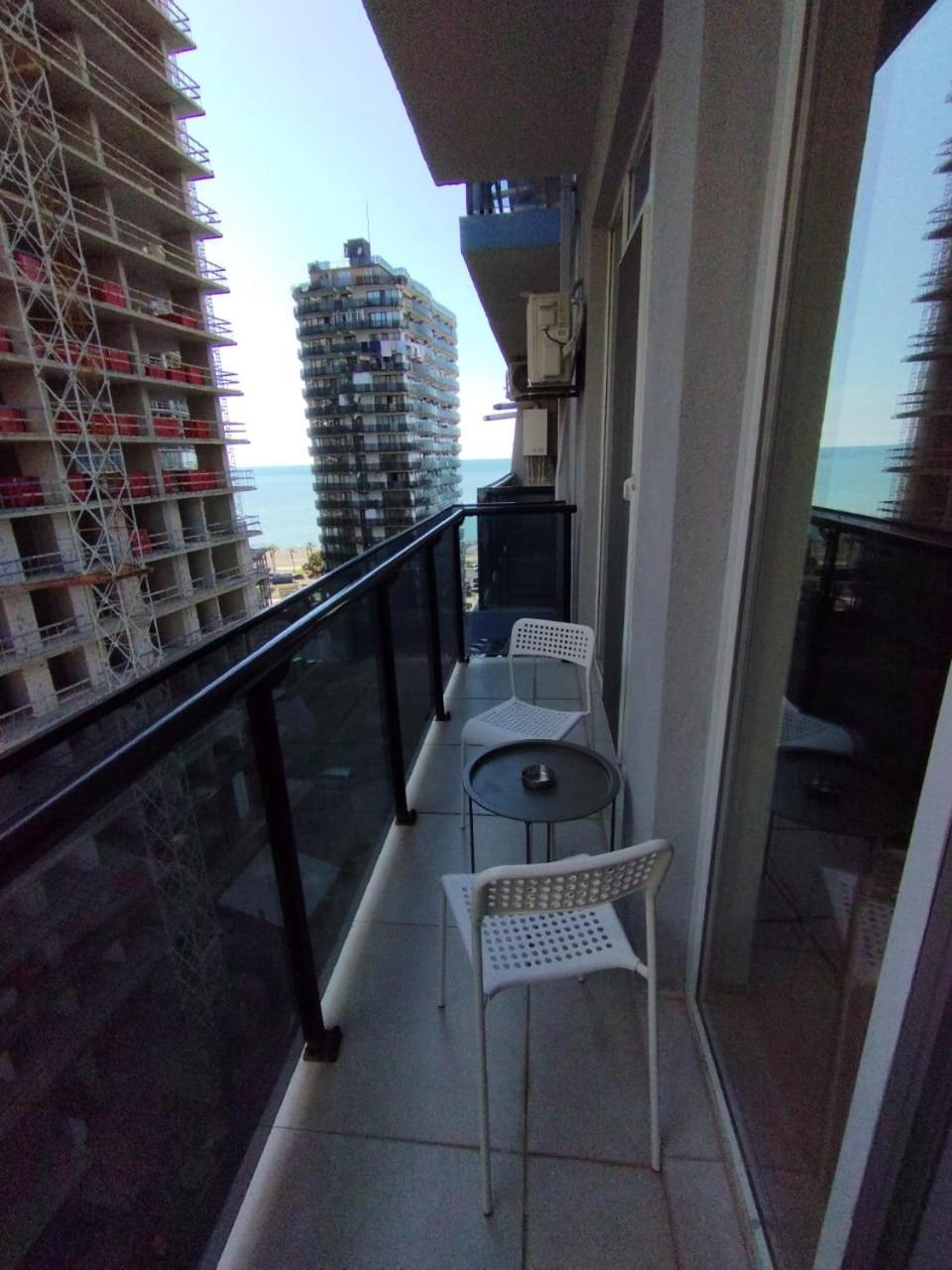Davka Apartments บาทูมิ ภายนอก รูปภาพ